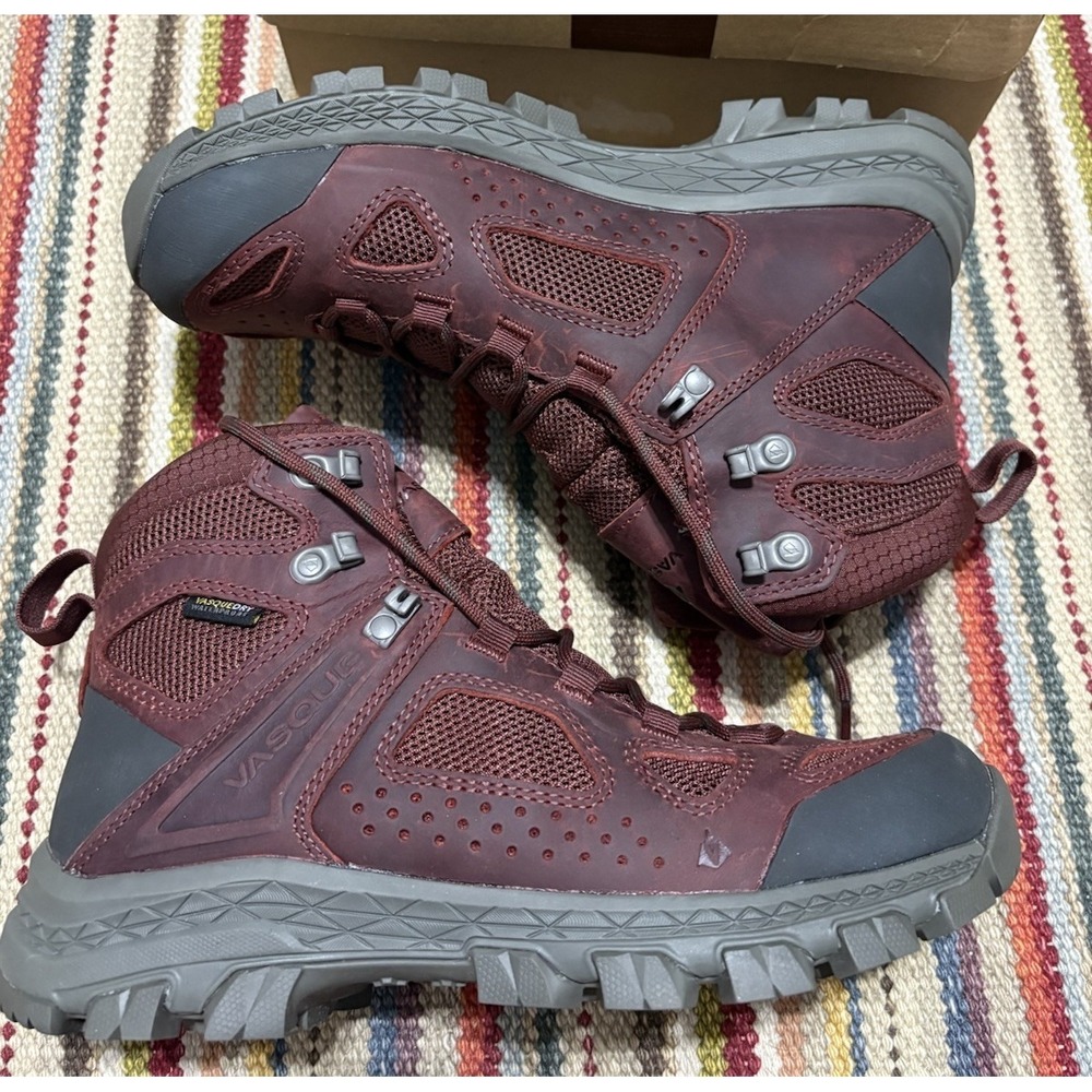 NIB Vasque Breeze Womens 9M Waterproof Hiking Boots Rum Raisin 7137 NEW